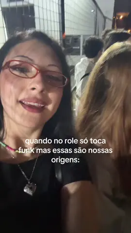 na ponta da lingua @tinavallenn @clara  . #fyp #melaniemartinez #foryou #pravoce 