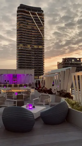 An unforgettable escape at the heart of Colombo ✨ From breathtaking views at Gats Restaurant to the elegance of @cinnamonlifecolombo @cityofdreamssrilanka every corner of Cinnamon Life defines luxury, style, and soul. . #CinnamonHotels #CinnamonLifeColombo #CityOfDreamsSL #GatsRestaurant #LuxuryHotelsSriLanka #ColomboVibes #HotelGoals             