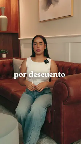 Todo el mundo te dice que te aniches... pero nadie te dice cómo.🤯 Y mientras tanto, tú sigues ofreciendo de todo… y atrayendo a nadie. ¿Cejas, labios, skincare, uñas, pelo…?  Cuando una clienta ve que haces de todo, lo primero que piensa es: ¿Será buena en algo o solo quiere venderme lo que sea?😬 No es que no tengas talento. Es que un cliente no confía en alguien que parece hacer de todo al mismo tiempo. Anicharte no te encierra, te posiciona. Es lo que hace que una clienta diga: “ELLA ES LA EXPERTA EN ESTO QUE YO NECESITO”💡 Cuando defines tu nicho: ✔️ Tu contenido conecta ✔️ Tus servicios se alinean ✔️ Tus ventas se vuelven más fáciles Y sobre todo… te conviertes en referente en lugar de ser una más del montón 💅 💬 Cuéntame en los comentarios: cuál de estas formas de anicharte te gustaría empezar a trabajar. #permanentmakeupartist #makeupartist #lipblush #lipblushtattoo #pmubrows✍🏻️ #newjersey #lipmicropigmentation #bayonnenj #newyorkcity #hobookennj #jerseycitynj #estrategadigital #marketingstrategy 