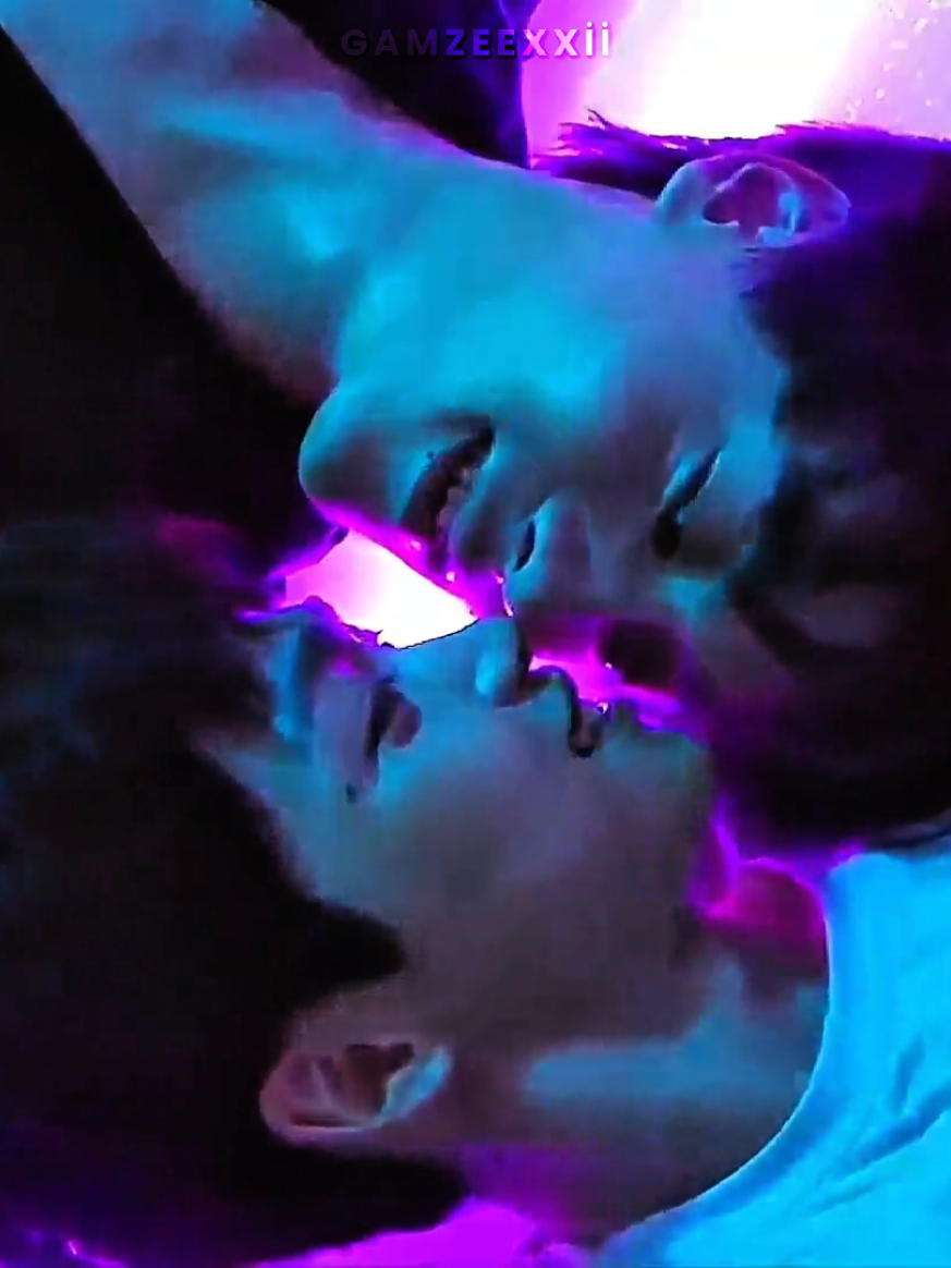 With this scene and more, they wrote their names in golden letters in BL history. #RevengedLove #逆爱 #RevengedLoveEP17 #RevengedLoveEP18 #Chicheng #Wusuowei 