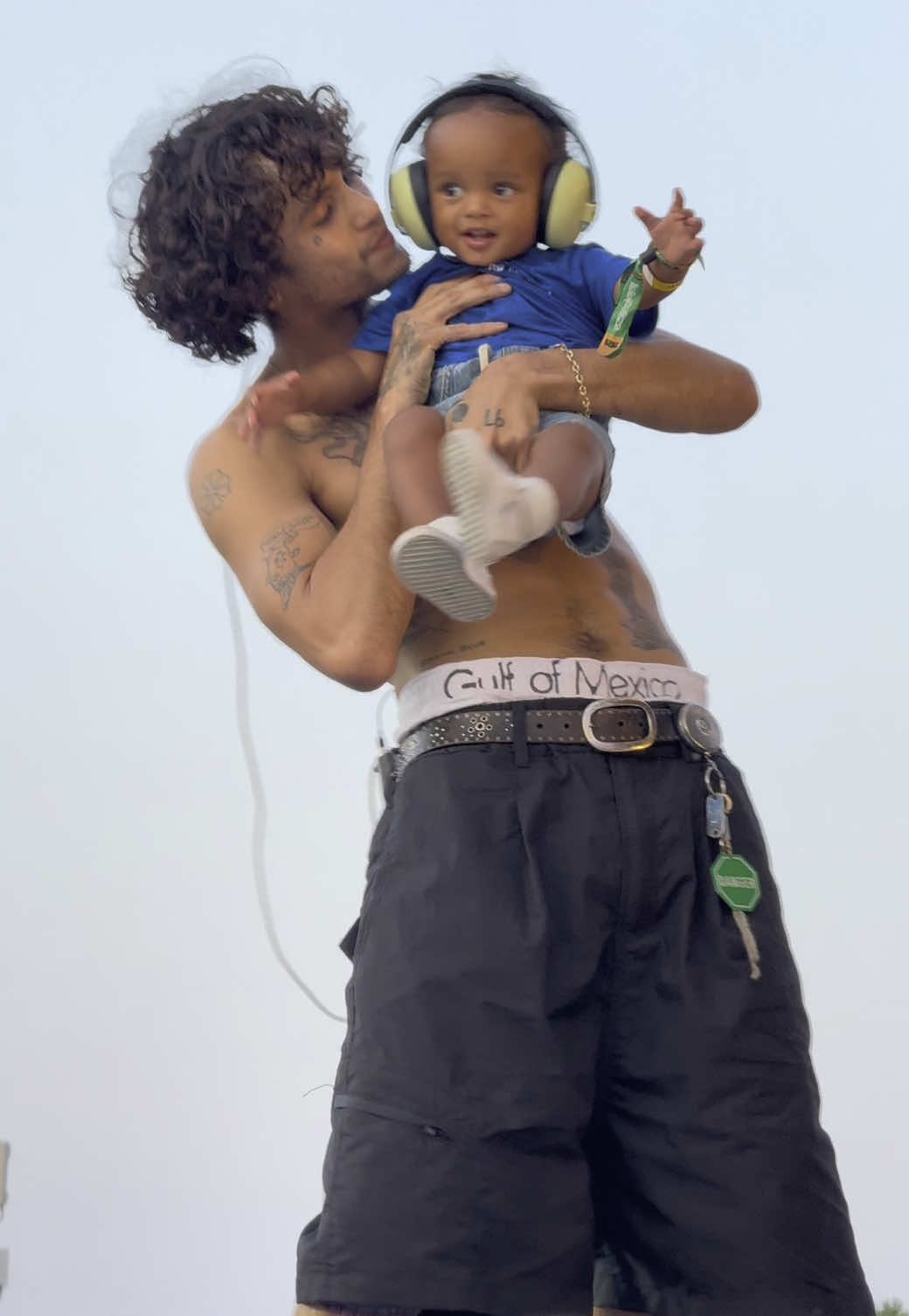 dominic fike with his baby at lolla 🥺 #dominicfike 