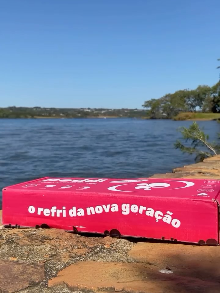 Zero açúcar adicionado, fibras prebióticas para o intestino e sabor de fruta que surpreende. A @‌bebapoddi nasceu pra transformar o jeito que a gente pensa em refrigerante.🫧✨ #fyp #foryou #foryoupage