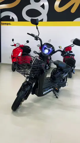 Você precisava de praticidade. A Basket chegou com espaço, conforto e autonomia para te acompanhar em tudo. Agora, é só agendar seu test-drive na Hellow Move e se mover do seu jeito.#BikeElétrica #HellowMove #MobilidadeInteligente #VaiDeElétrica #bikeeletrica #MobilidadeElétrica 