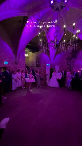 Full wedding ballet video as requested! 💒🩰💍 Wearing @capezio leotard & tutu 🩷 #wedding #weddingtiktok #weddingday #ballet #ballerina #pointeshoes #livemusic #violin 