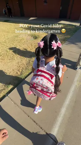 First day of Kindergarten! 🥹 🎀📚🥰🌸 #firstdayofschool #firstdayofkindergarten #firstdayofschooloutfit #kidsoftiktok #girlmom 