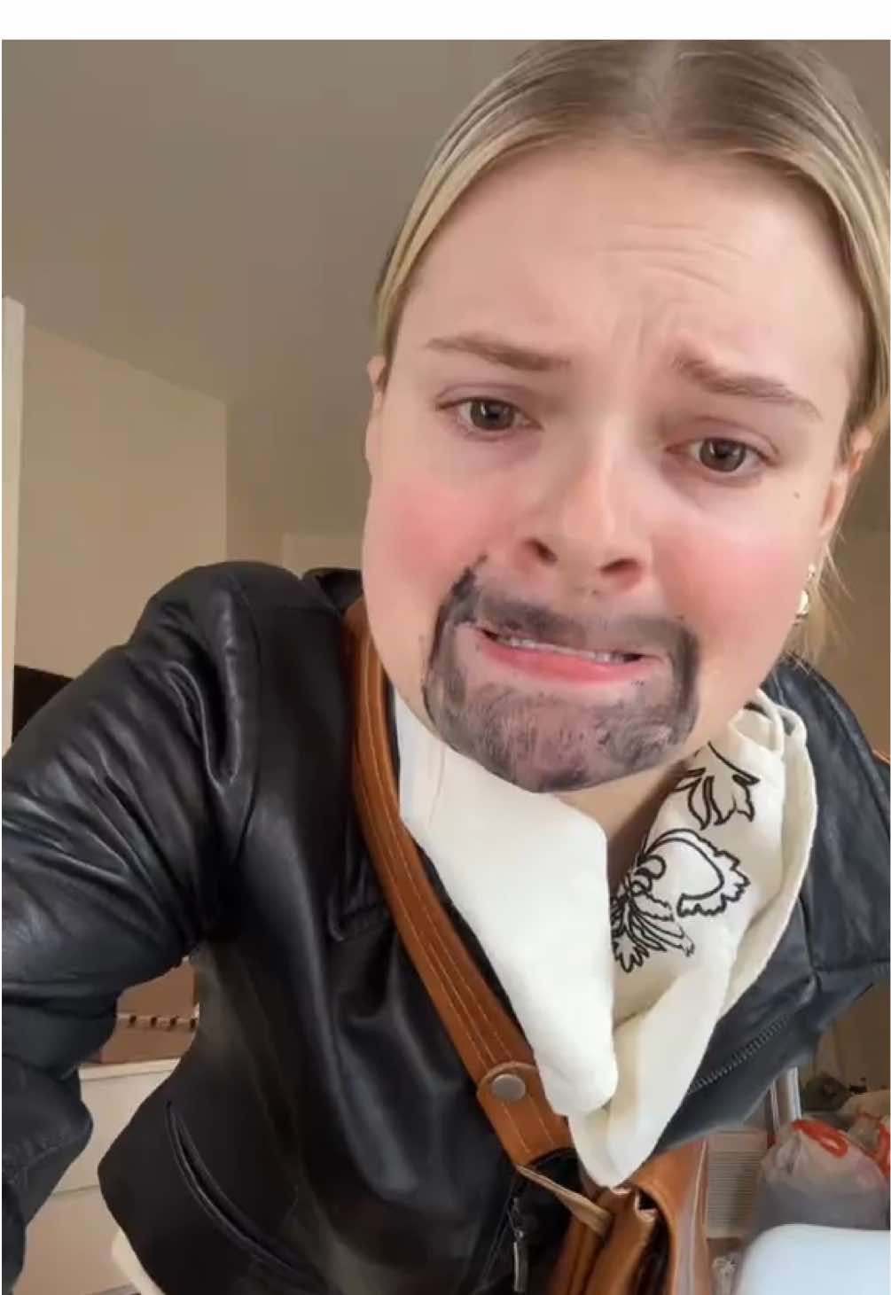 Replying to @SPILLED.  Guys don’t be scared it’s just me #fyp #fypp #hamilton #burr #alexanderhamilton #hamiltonwindow #hamiltontrend #hamiltonmusical #alexanderhamiltonedit #aham #linmanuelmiranda #linmiranda #ashbyhamilton #ashby #funny #musicaltheater #bway #broadway #broadwaytok #hamiltontour #hamiltontrend 