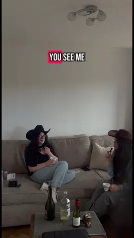 moment of silence for the reject child </3  #therapysessions #finnandkiah  #podcast #podcastclips #girltalk #SlightlyUnhinged 