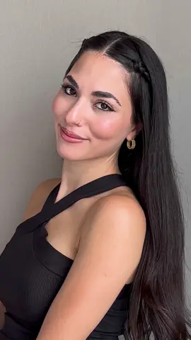 When you want your hair down, but keep it out of your face 🙂‍↔️ #hairstyletutorial #hairhacks #hairideas #hairinspo #easyhairstyles 