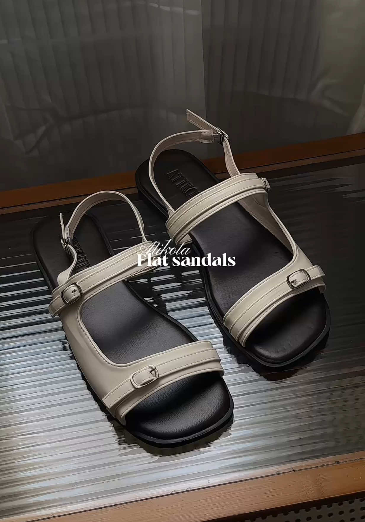 Comfy and classic flat sandals 💫 #atikota #flats #flatsandals 
