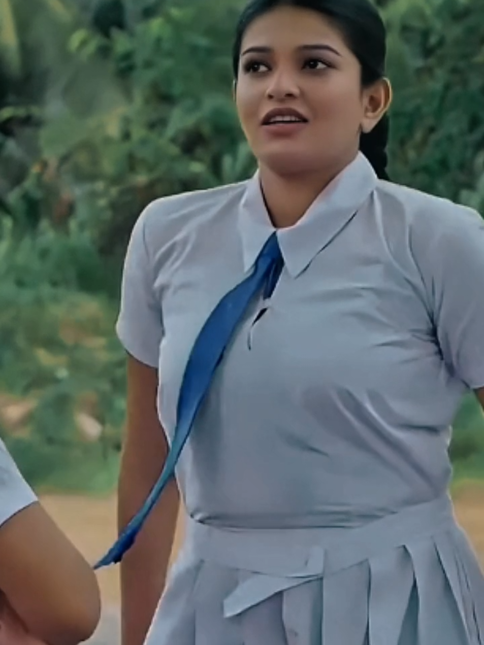 මගේ කොල්ලට දෙන දේවල් ගැන කොහෙවත් යන අය හොයන්න ඕනේ නැ#trending #tiktoktrending #onemillionaudition #tiktok #teledrama #foryou #fyp #foryoupage #srilankan #viral :credit:Hiri Poda Wessa..Swarnavahini Tv