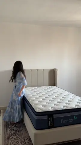 المرتبه كأنها غيوم🥺🧊 @NOOMI | مفارش نومي #راحه #نوم #غرف #fyp 