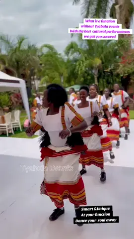 cultural dances  Buganda#Buganda #dancer #wedding #tyabulaevent #🙏🙏🙏 #kabaka @Tyabula Events 
