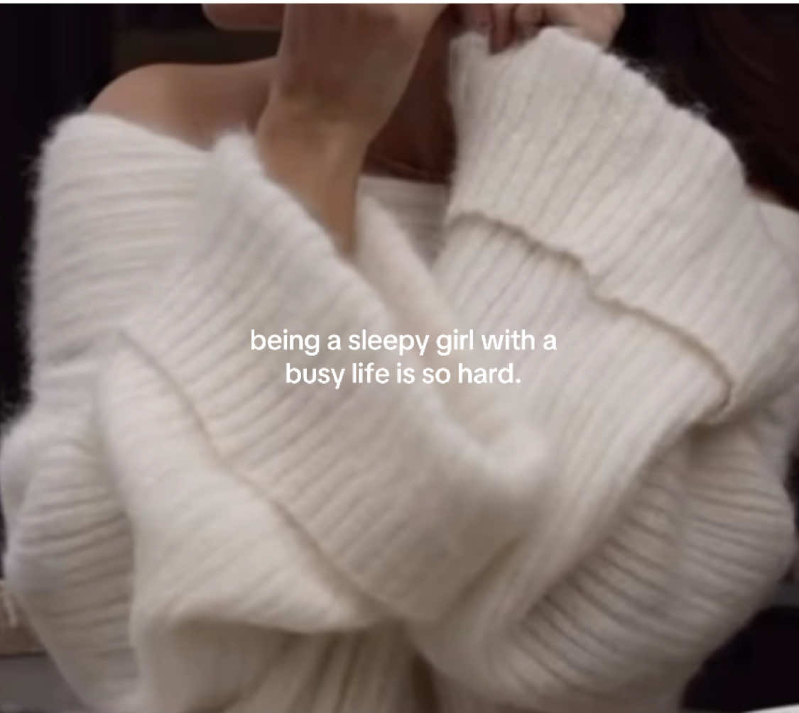 it’s a lifestyle🤍 #fyp #lazygirl #Lifestyle #aesthetic #moodboard #itgirl #pinterest 
