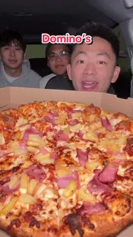 #ad @Domino’s got us covered for any occasion 🍕 #dominoscreatorcollective #dominos #pizza #mukbang #asmr #fastfood #fyp #tastetest #eating #foodreview 