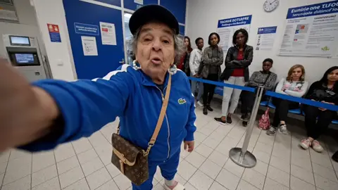 la meilleure date du mois #Vlog #mamie #ghetto #allocations 