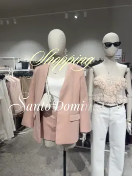 Holis amix Acompáñame a ver los especiales que tiene @Ágora Mall por este mes 😍✨😎#fyp #compras #shoppinghaul #girls 