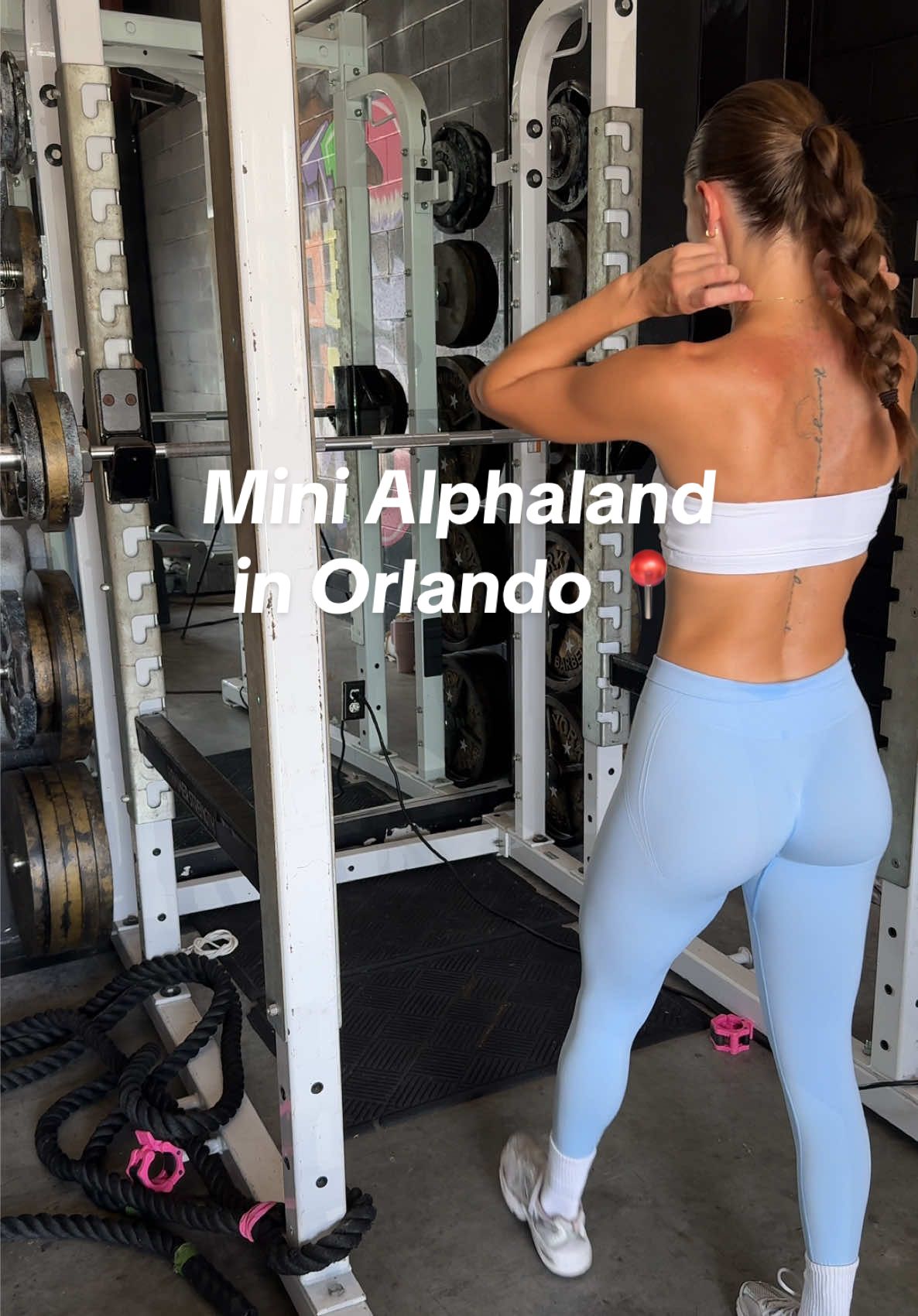 My only complaint is the rusty dumbbells 😭😭😭 RIP my white (& expensive) sports bra from @Oner Active 😩 If you want to send me a new one I wouldn’t dare complain again 🥹🥹 #alphaland #bestgymsorlando #musclemommy #legdayroutine #glutesworkout #comehitlegswithme 