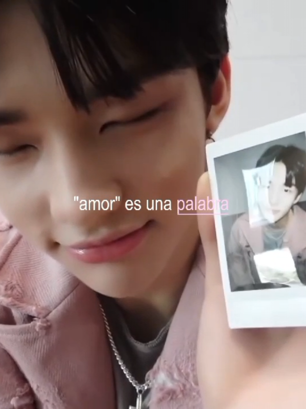 ꒰ #HYUNJIN ꒱ ::  𓂃 ꣑୧ 𝓛o adoro demasiado con todo mi corazon más de lo que puedo expresar con palabras,lo amo tanto, ya tenía un rato de no hacer algún video para el 💘 𓂃 ꣑୧ 💡:: @— 𖥻 𝓢ofi  ❤︎  펠릭스 !! 💘  ︶ ⏝ ︶ 𑁥౿︶ ⏝ ︶ #hyunjin #hyun #fyp #stay #paratiii #xnista #StrayKids #jinnie #xybca  @TikTok | @Stray Kids 