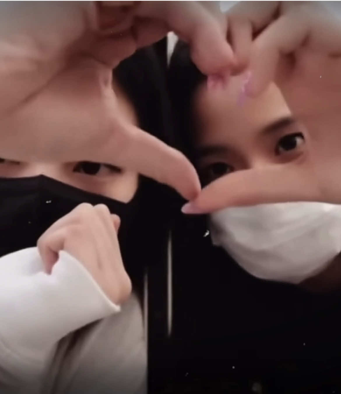 jensoo is so cute #jennie #jenniekim #jennierubyjane #jennieblackpink #blackpink #jisoo #kimjisoo #jisooblackpink #sooya #fyp #foryou #edit #kpop #kpopedit #somineral #jensoo 