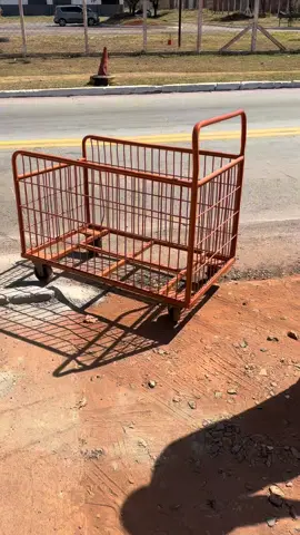 Com muita fé e trabalho, eu consegui comprar mais um carrinho pra reformar. 🙏 Ele ainda não tá do jeitinho que eu quero, mas eu sei que com esforço tudo se transforma. Já deu certo uma vez… vai dar certo de novo! Acompanhem essa nova fase comigo. ❤️💪 👉 Parte 1: O antes. 💬 Me conta nos comentários: o que você mudaria primeiro nesse carrinho?   #mulheresqueempreendem  #deusnocomando  #empreendedorismo  #mulheresempoderadas  #salgados  #antesedepois  #trasformacao  #viraltiktok  #vendedoresambulantes 