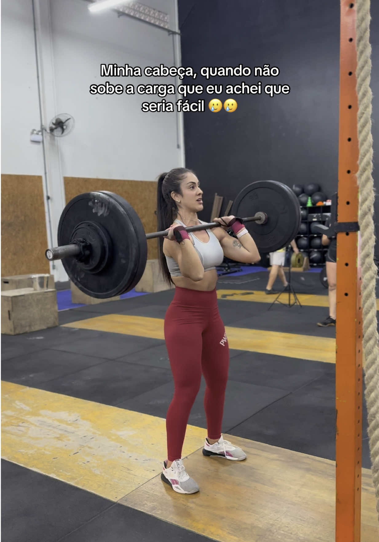 Mais um dia comum na vida do scale 🤡 #crossfit #crossfitbrasil #scale #crossfitgirl #viral #foryouu 