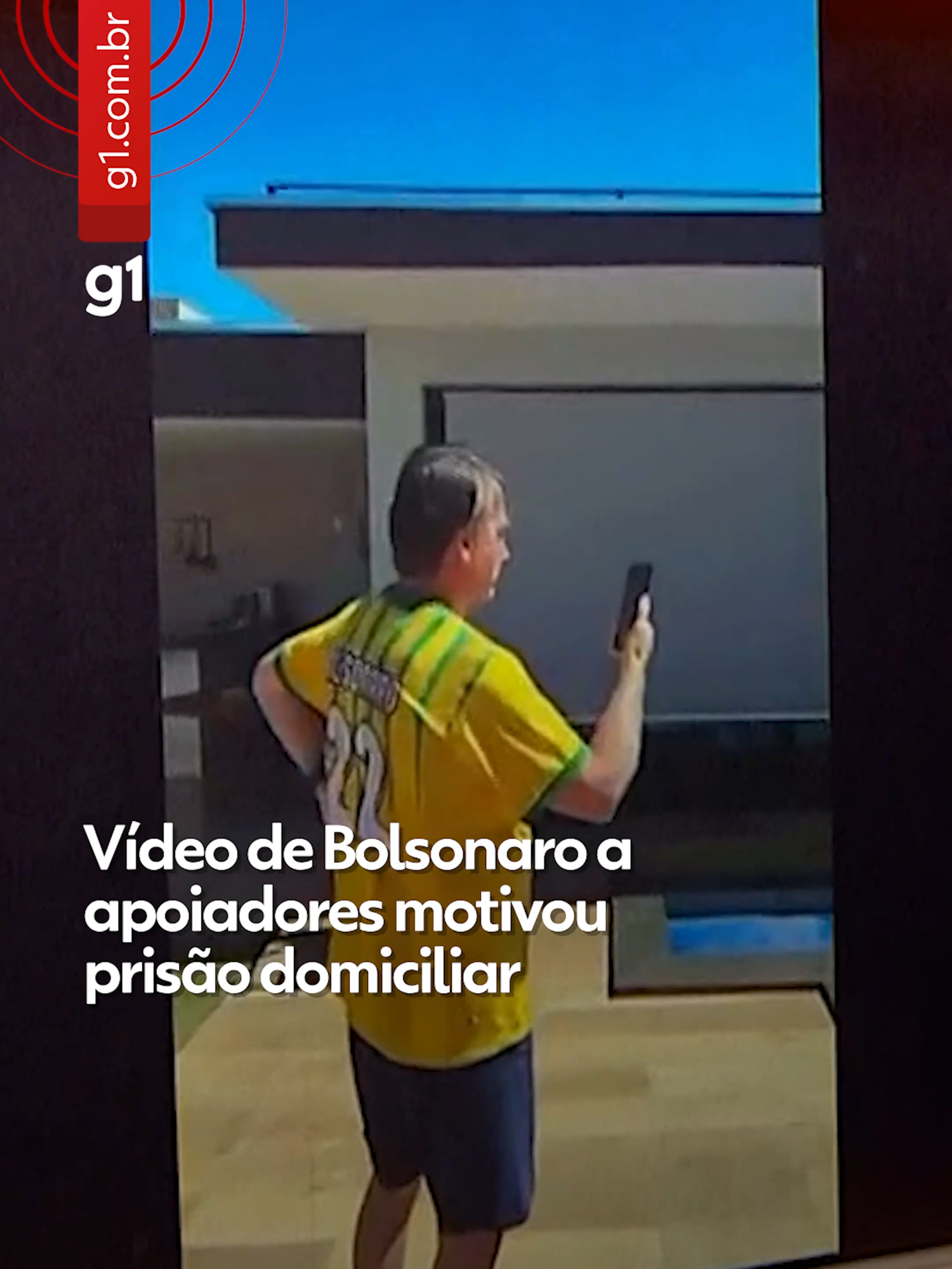 #Bolsonaro - A prisão domiciliar de Jair Bolsonaro (PL) nesta segunda-feira (4) foi motivada por sucessivas violações das determinações judiciais impostas anteriormente, segundo a decisão do minitro Alexandre de Moraes, do Supremo Tribunal Federal (STF). Na decisão, Moraes afirma que Bolsonaro utilizou redes sociais de aliados – incluindo seus três filhos parlamentares – para divulgar mensagens com “claro conteúdo de incentivo e instigação a ataques ao Supremo Tribunal Federal e apoio ostensivo à intervenção estrangeira no Poder Judiciário brasileiro”. #g1 #tiktoknotícias #moraes #stf #prisãodomiciliar #vídeo #protesto