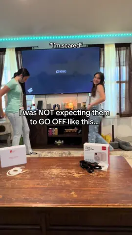 Get the voice amplifiers they’re using in the link above!!! You won’t regret it!!! This was amazing!!!!!! #fyp #singing #wow #shocked #gooff #singtok #singers #singersoftiktok #foryoupage #khloenewman 