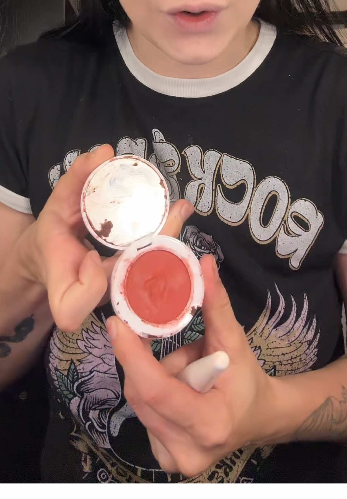 VAMPIRE MAKEUP PT 1 😈 #jewelrytiktok #foryewwww #trendingvideo #fypシ゚viral #mysteryjewlerygirl #supportsmallbusiness #crystals #mysterybox #accessories #jewleryhaul #mystery #jewelry #jar #alttiktok #crystalsoftiktok #handmadejewelry #unboxing #altgirl #alternative #freepalestine 