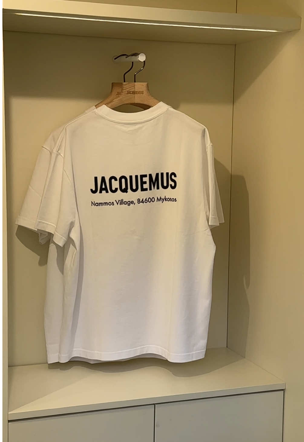 it’s a yes from me 🙂‍↕️🙂‍↕️🙂‍↕️ @Jacquemus #jacquemuspopup #nammosmykonos #mykonos #greece 
