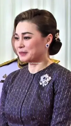 พระราชินีคือความสดใสของโลกใบนี้💜✨💐 . . #สมเด็จพระนางเจ้าสุทิดา #พระราชินีสุทิดา  #QueenSuthida #Queenofthailand #fyp 