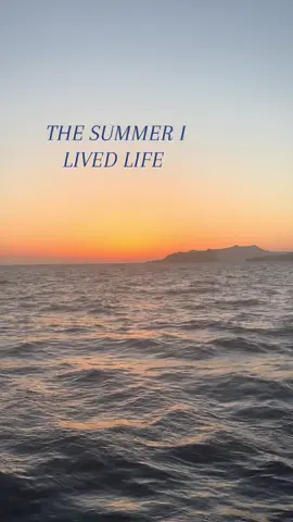 living life out here. #traveltiktok #foryoupage #fyp #relatable 