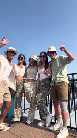 lolla fit checkkkk 💚🐯 #twice #lollapalooza #fitcheck #OOTD #lollapalooza2025 