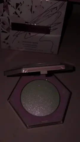 obsessed ✨ #fentybeauty #diamondbomb #pinkice 