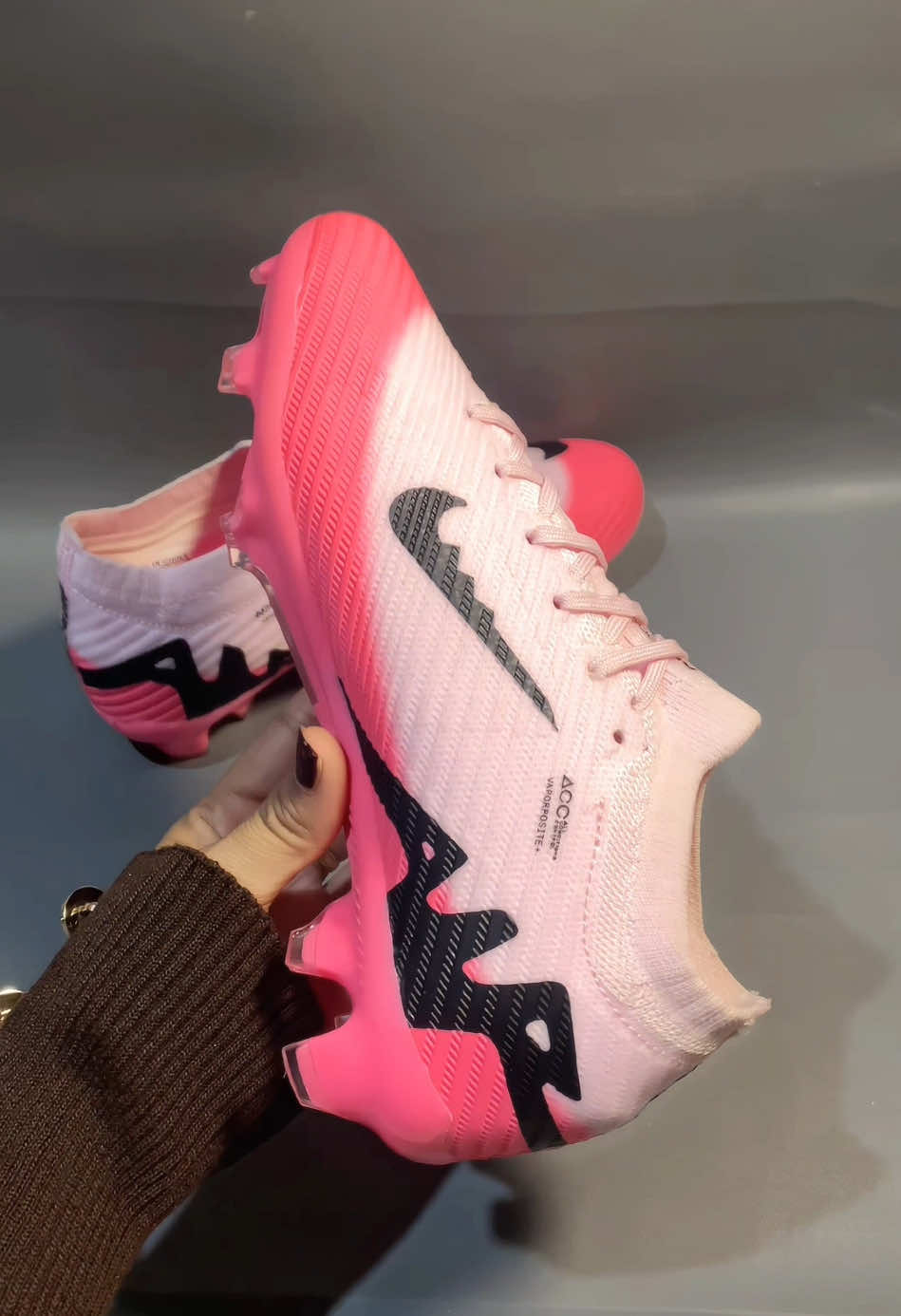 😍 #nikeairzoom #nike #airzoom #sepatubola #fyp #xybca #foryou 