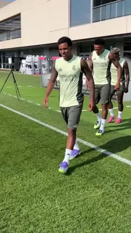 The best club back to training #Realmadridfc #halamadrid 🙌🏾🤍🤍