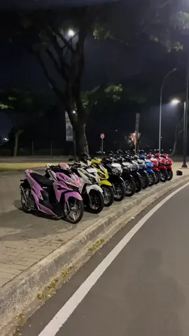 Kedepannya makin rame lagi yah 🤞 #vario #variohtng #varionistyindonesia #variomodifikasi #fouryou #masukberanda #fyp #xyzbca #cinematic #videocinematic 