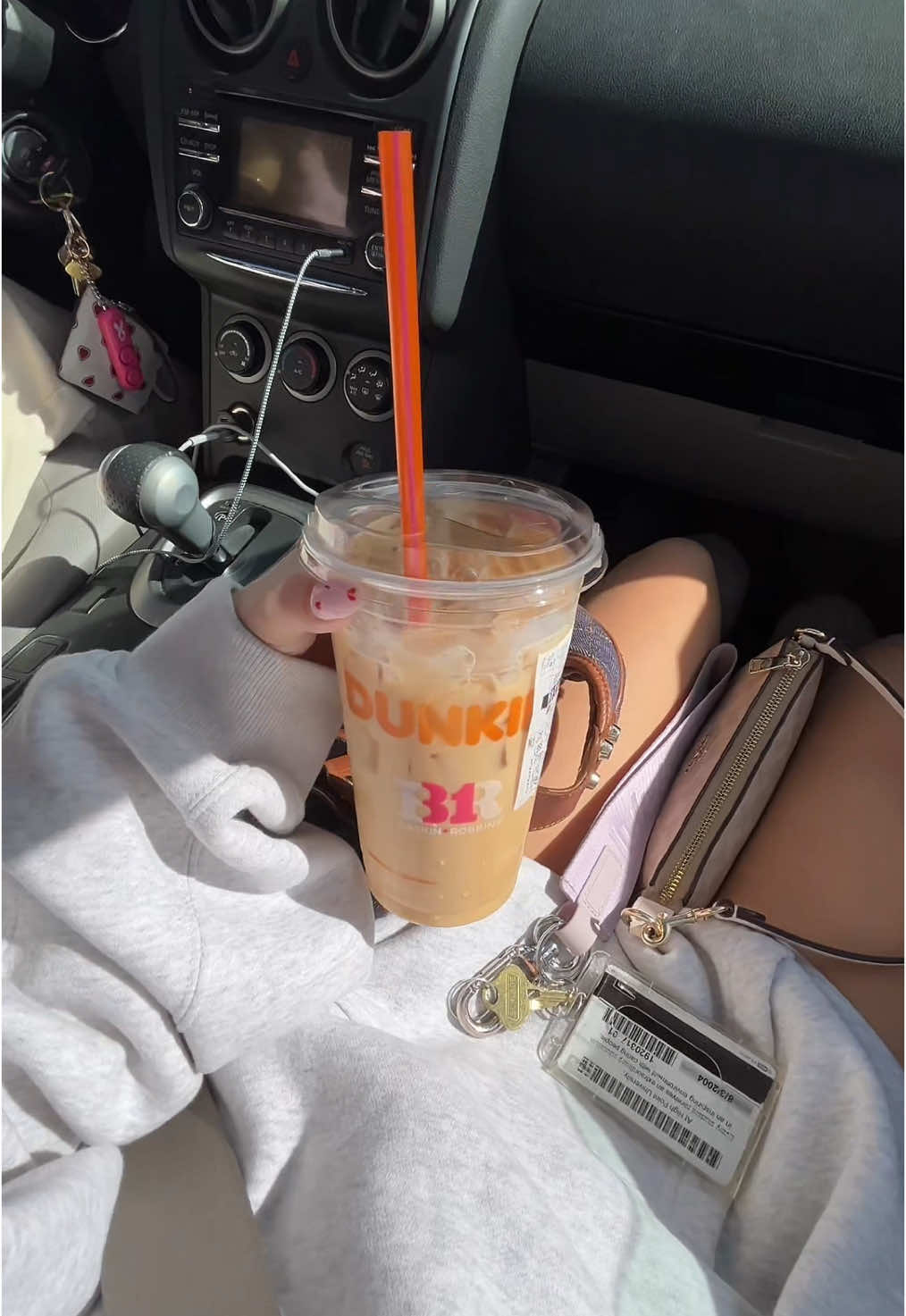 so perfect 😍😍 @Dunkin' #dunkindonuts #dunkin #fyp #dunkincoffee #icedcoffee #coffeetiktok #coffeelover #fy #coffeetok #coffeelovers #fypシ #coffee #fypシ゚ #foryoupage #fypシ゚viral 