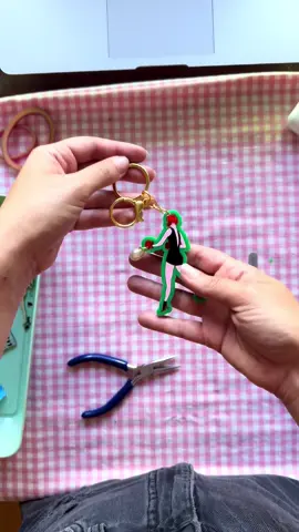 I’ve been lying to you all along… And here is the true process of assembling a product beginning to end! Normally I do half the work off camera and just show you the good bits but it actually takes a lot longer than that.  It’s been hard to choose a single fav of the bag charm designs but this one is definitely top 3!  #bagcharm #handmade #oddlysatisfying #functionalart 