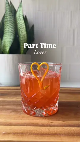 Part Time Lover ❤️🍋 1.5 oz tequila 0.75 oz lemon juice 0.5 oz elderflower liquor 0.5 oz Aperol 2 dashes Angostura bitters *shake with ice *strain into rocks glass #cocktail #drinkoftheday #drinktok #cocktails #cocktailhour #tequila 