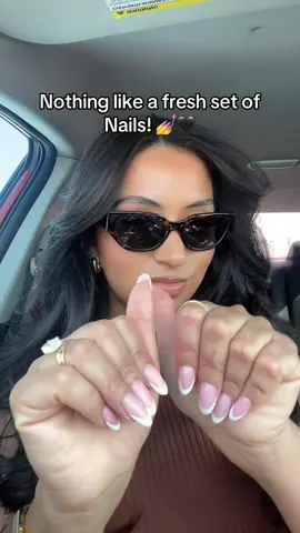 Girly thingsss… #sahm #latinamom #nailinspo 