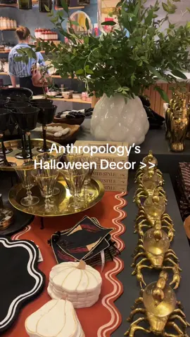 They alwaysss have the best decor no matter the season @Anthropologie #halloween2025 #fyp #anthropologie #anthropologiehome #halloweendecor #halloweenhomedecor #falldecor 