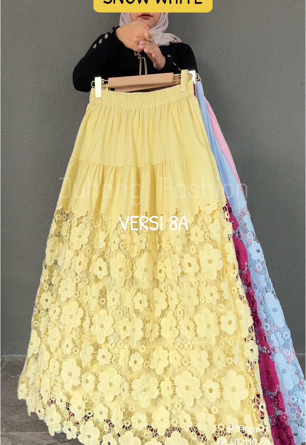 SNOW WHITE - Rok Katun Ruffle Renda Bordir Premium Import Bahan : Katun + Renda Bordir Import Lingkar Pinggang : 60-100 cm PERBEDAAN : VERSI 1 : * Ada garis Ruffle bordir 2 tingkat / 3 susun * bahan katun tekstur crincle * 90 cm (furing panjang) * Lingkar Pinggang 60-96 cm VERSI 2 : * Ada 3 tingkat bordir / 3 susun * furing panjang * bahan katun semi parasut * panjang 92 cm * Lingkar Pinggang 60-100 cm VERSI 3 : * Ada 3 garis Ruffle bordir / 3 susun * furing panjang * bahan katun flowy crincle * panjang 90-93 cm * Lingkar Pinggang 60-100 cm VERSI 4 : * Ada 3 tingkat Ruffle renda / 4 susun * furing panjang * bahan katun bolong (KATBOL) * panjang 90 cm * Lingkar Pinggang 60-100 cm VERSI 5 : * Ada 2 tingkat Ruffle renda / 3 susun * furing panjang * bahan katun flowy crincle * panjang 90 cm * Lingkar Pinggang 60-96 cm VERSI 6 : * Ada 3 Ruffle renda / 3 susun * furing panjang * bahan katun poplin * panjang 90 cm * Lingkar Pinggang 60-90 cm VERSI 7 : * Bahan katun rayon Ruffle renda 4 tingkat * furing panjang * panjang 90 cm * Lingkar Pinggang 60-96 cm VERSI 8 : * Ada 1 tingkat Ruffle polos * furing panjang * bahan parasut + bordir bunga * panjang 95 cm * Lingkar Pinggang 60-110 cm VERSI 9 : * Ada 3 tingkat Ruffle borfir / 3 susun * furing panjang * bahan katun * panjang 93 cm * Lingkar Pinggang 60-100 cm VERSI 10 : * ada 3 tingkat bordir  * bahan katun bolong * panjang 96 cm * lingkar pinggang 60-96 cm VERSI 1 (ngatung) : * Ada garis Ruffle bordir 2 tingkat / 3 susun * bahan katun flowy crincle * 85 cm (ada furing) * Lingkar Pinggang 60-90 cm Versi 1 98 cm : *Ada garis Ruffle bordir 2 tingkat / 3 susun *Bahan Parasut *Panjang 98 cm *Lingkar Pinggang 60-96 cm *Furing 82 cm #rok #rokpendek #rokmidi #rok7per8 #rok7per9 #rokkatun #rokvintage #rokkatunbordir #rokkatunimport #rokputih #rokruffle #rokkatunmidi #rokkatunpremium #rokkatunputih #rokbordir #rokrenda #rokrempel #rokbordir #rokkatuncrincle #rokkorea #rokkoreanstyle #rokbkk #rokbangkok