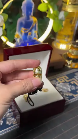 Dây chuyền đồng mạ vàng , tượng Địa Tạng Vương Bồ Tát bằng lưu ly 🙏🙏🙏 #tuengaanphamphatgiao #tuongphat #daychuyentuongphat 