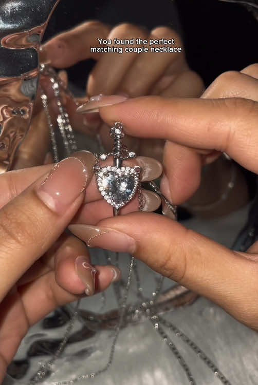 OMG matching with my man is best feeling 🥰#meiitrue #stunning #giftideas #heartjewelry #heartnecklace #silverjewelry #couple #couplegifts #Love #soulmate #soulties 