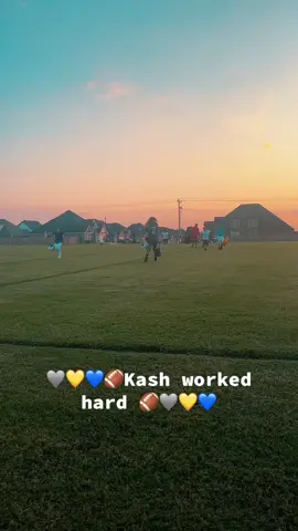 #letsgetit #fyp #foryoupage #getit #foreal #kash #football #demboyz ##wolverines #bentonvillewesthighschool #bwhs 