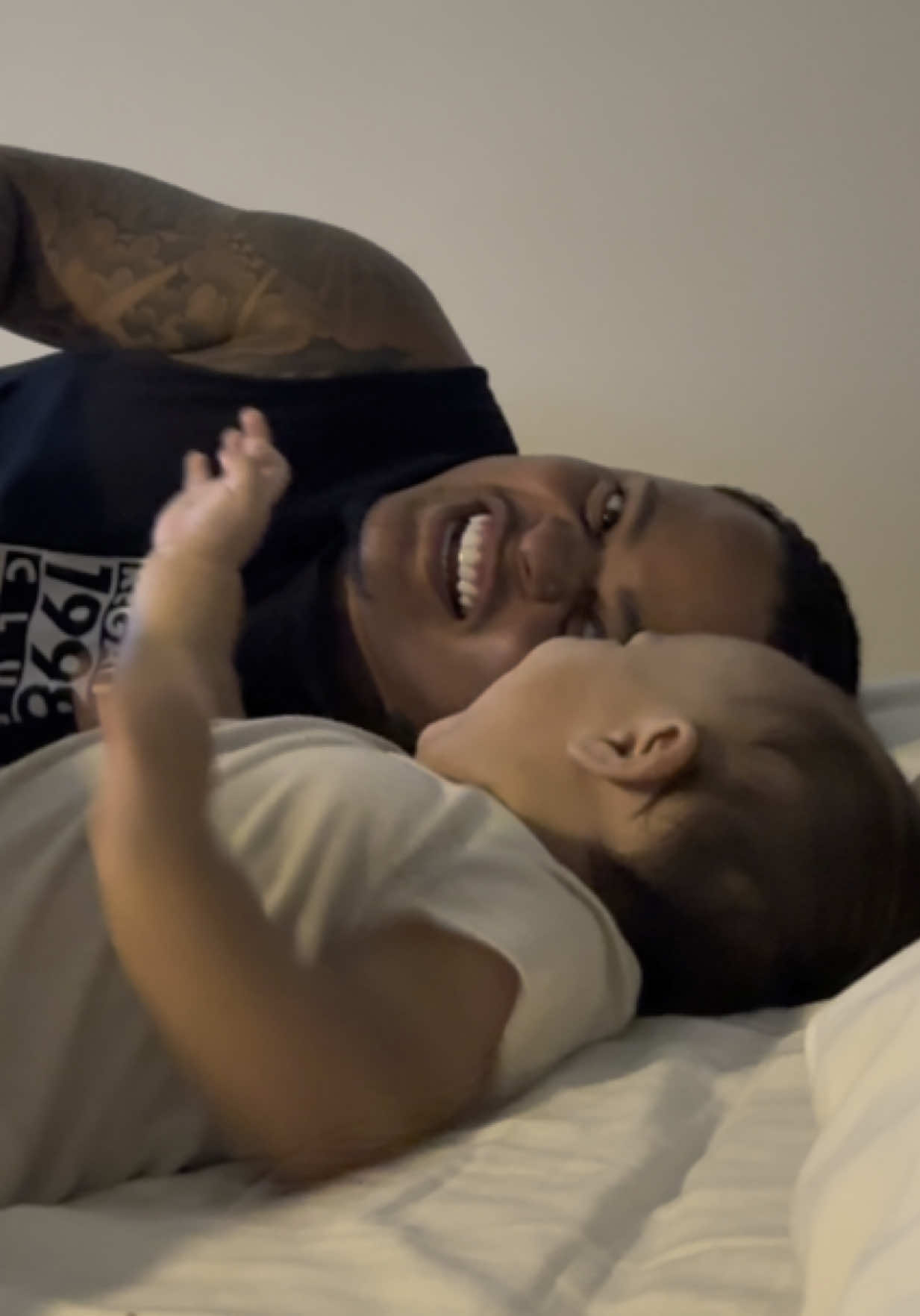 He actually likes it 😂😂 @Zaza #zaza #larobenz #babies 