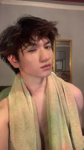 rambut w lepek bener blom mandi