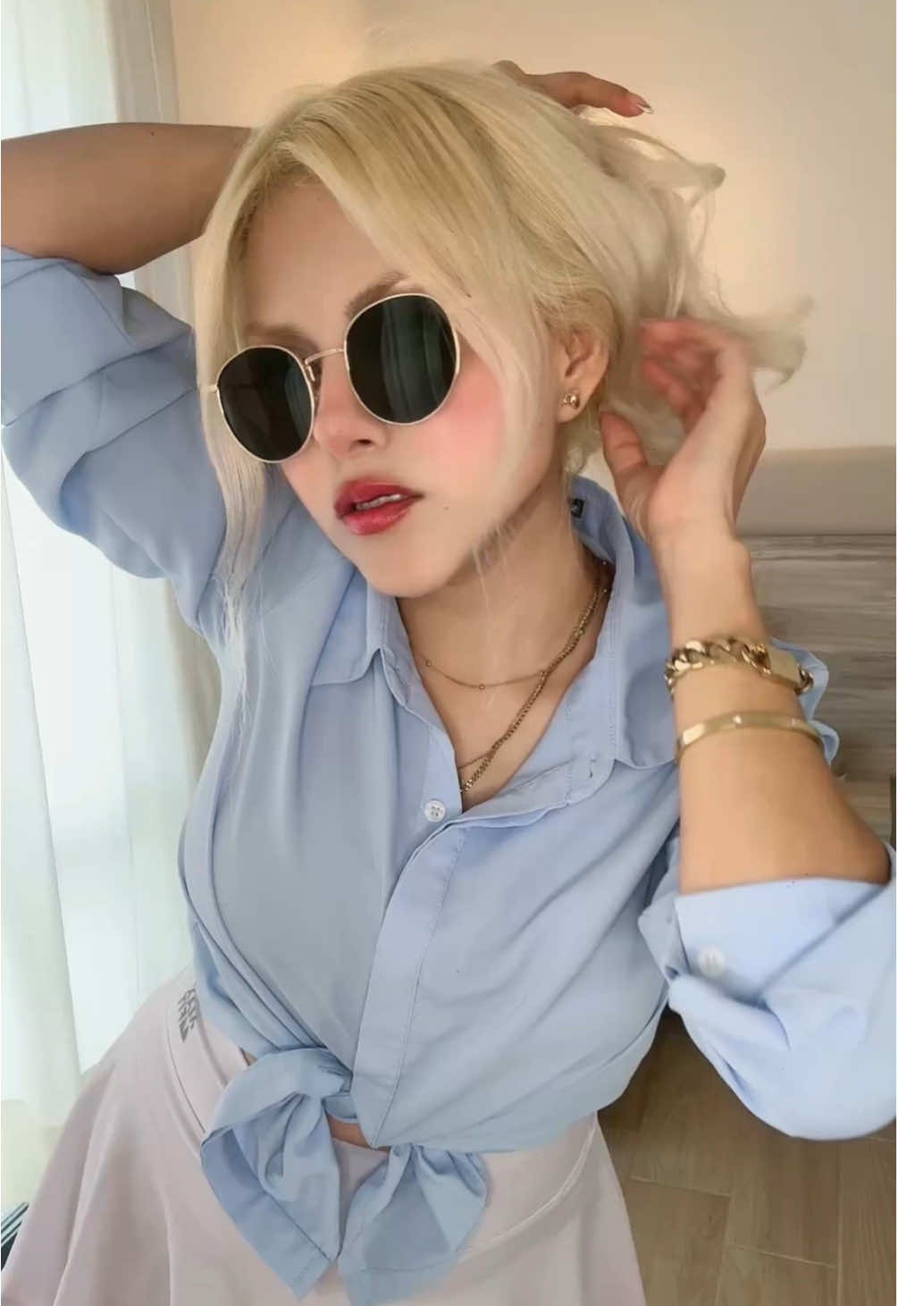 Siempre Iconic ✨ #elegant #classystyle #myoutfit #ideasoutfits #OOTD #outfit #outfitinspo #fashion #fashioninspo #energiafemenina #girls #girlsfashion #styleinspo #outfitforgirls #outfits #outfitoftheday #style #outfitsstyle #grwm #girlyaesthetic #contenidogirly #girlythings #girlytips