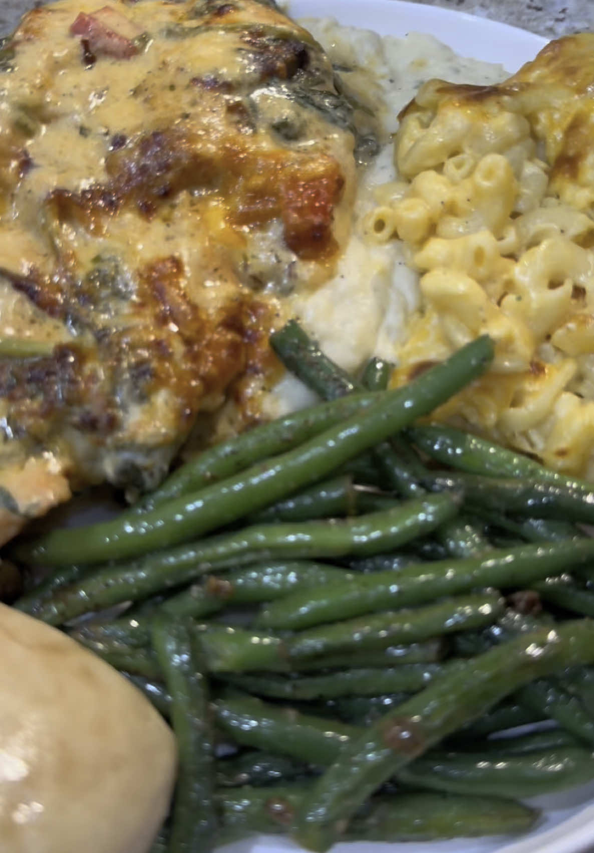 Stuffed chicken breast covered in cheese sauce w/ mashed potatoes, macaroni & green beans - been a while since I filmed myself cooking on here, I hope yall enjoy! 😆  #Foodie #foru #chicken #cooking #sundaydinner #fy 