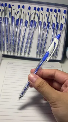 Combo bút của nhà Thiên long trên Tiktok vừa rẻ vừa đẹp#butbithienlong #butbi 